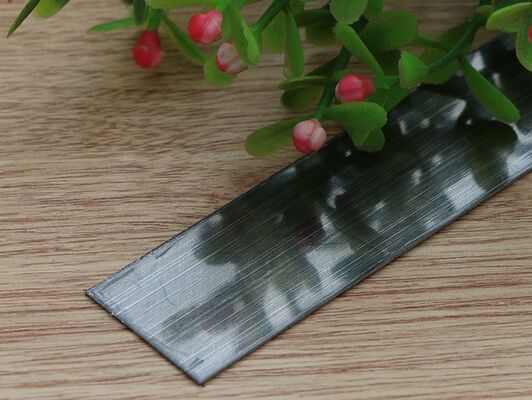 হেয়ারলাইন ফিনিশ পিভিডি কালার কোটিং ২০1 স্টেইনলেস স্টিল আঠালো রোল ফ্ল্যাট টেপ টাইল ট্রিম