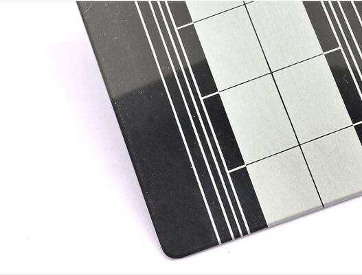 70 মাইক্রন পিভিসি ফিল্ম এবং 1219x3048 মিমি আকারের সজ্জা অ্যাপ্লিকেশনগুলির জন্য গ্রেড 201 ইঞ্চিযুক্ত স্টেইনলেস স্টিল শীট