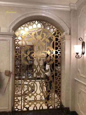 ভালো দাম ব্রোঞ্জ রঙ কাস্টমাইজড মেটাল রুম বিভাজক পার্টিশন হোটেলের জন্য সজ্জিত অনলাইন