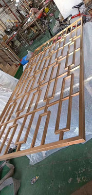 ভালো দাম 201 304 সোনার আয়না রঙ স্টেইনলেস স্টীল রুম বিভাজক কাস্টমাইজযোগ্য আকার অনলাইন